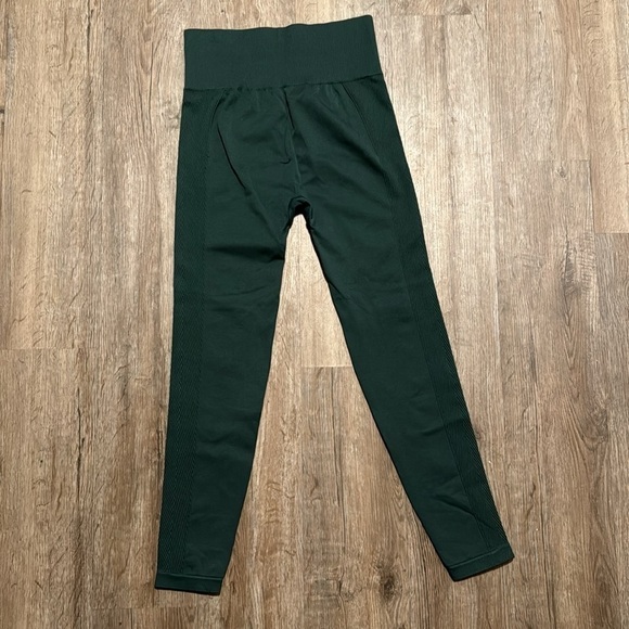 YPB YOUR PERSONAL BEST EMERALD LEGGINGS (S) - Picture 6 of 7